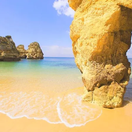 Holiday home Casa Mademeluz Vue Mer, Plage A Pied, Lagos *