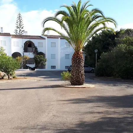 Casa Mademeluz Vue Mer, Plage A Pied, Lagos Holiday home *